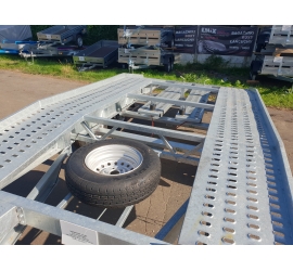 Przyczepa samochodowa  NIEWIADÓW ADAM 4,0